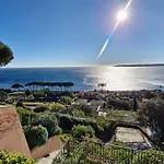 Apartament 2 Pieces Avec Climatisation, Terrasse, Piscine Et Parking, Pres De La A Ste Maxime - Fr-1-780-90 Sainte-Maxime