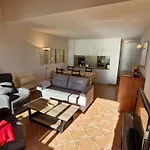 Apartment 2 Pieces Avec Climatisation, Terrasse, Piscine Et Parking, Pres De La A Ste Maxime - Fr-1-780-90